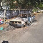 Veículo abandonado é destruído por incêndio em Birigui